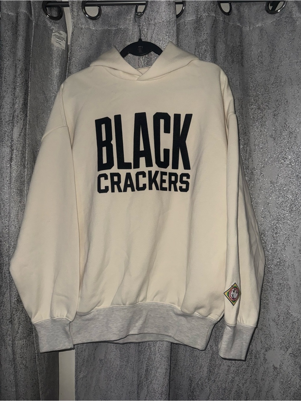 Essentials Fear of God Hoodie - Black Crackers